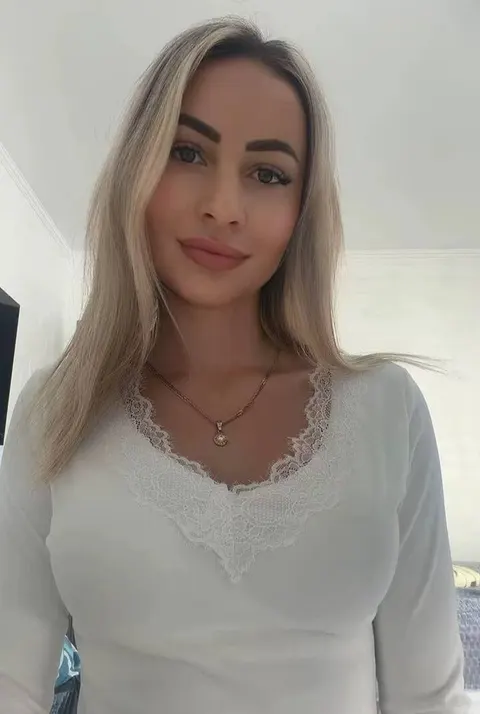 Alina — photo 7