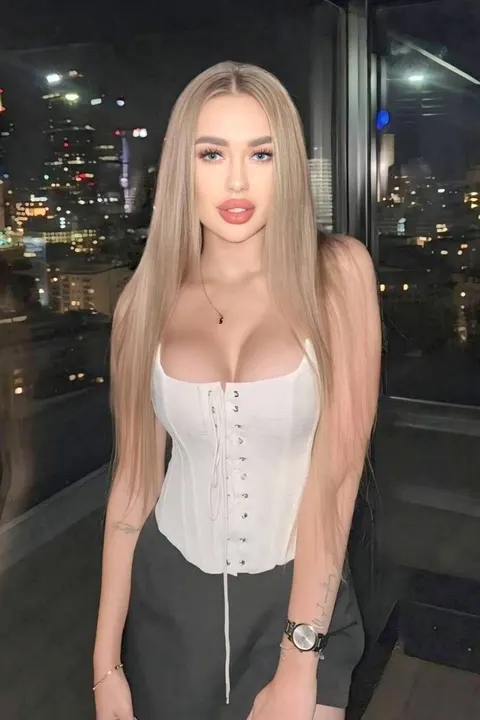 Valeria — photo 8