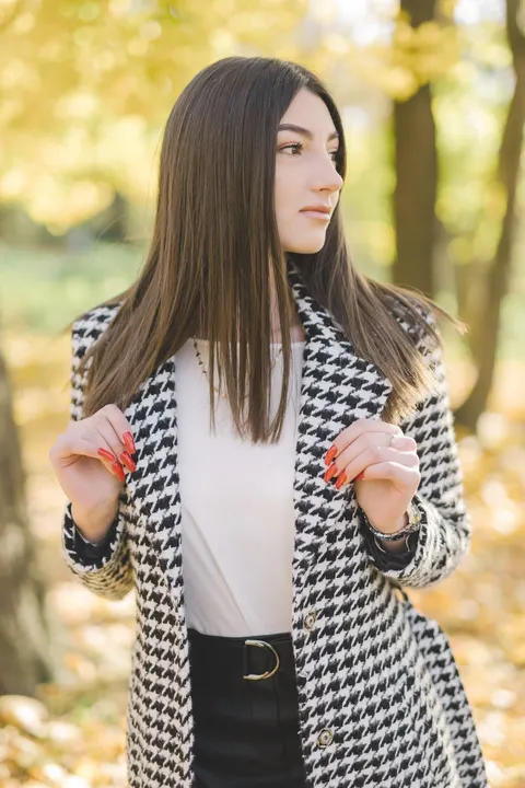 Karina — photo 8