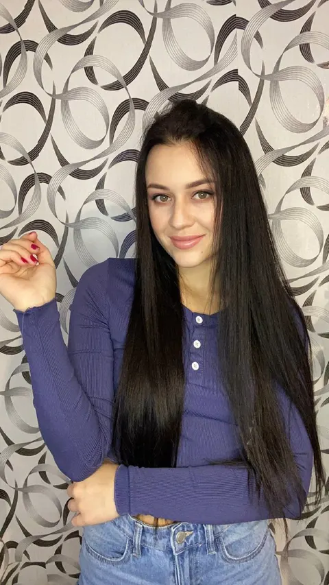 Olena — photo 6