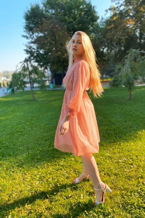Elena — photo 7
