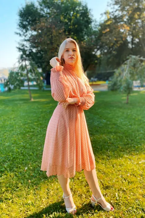 Elena — photo 6