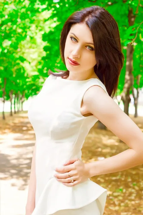 Alena — photo 7