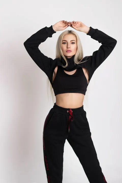 Alexandra — photo 7