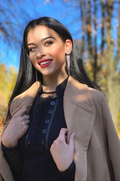 Viktoriia — photo 8
