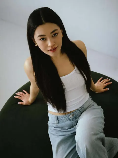 Viktoriia — photo 8