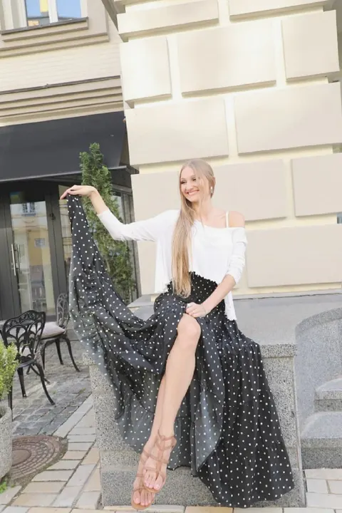 Anna — photo 7