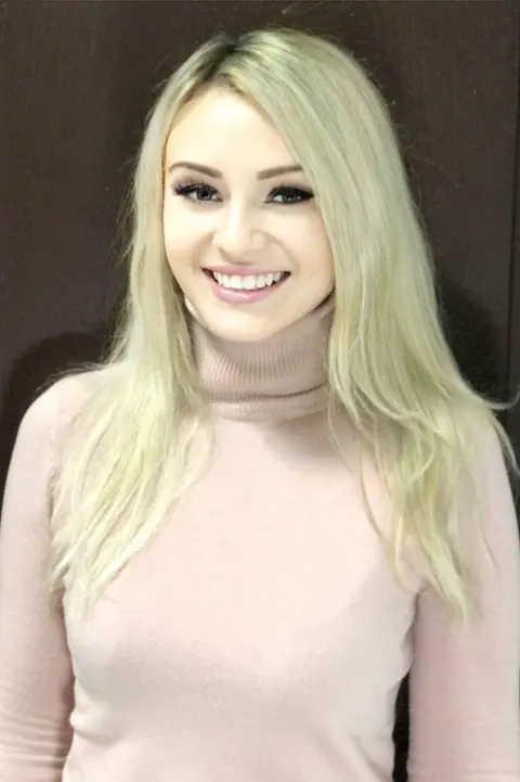 Alina — photo 8