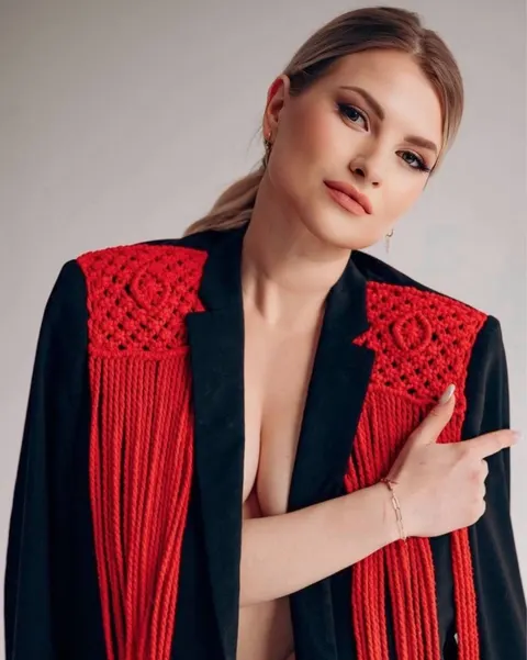 Iryna — photo 6