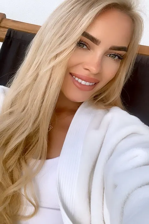 Alina — photo 6