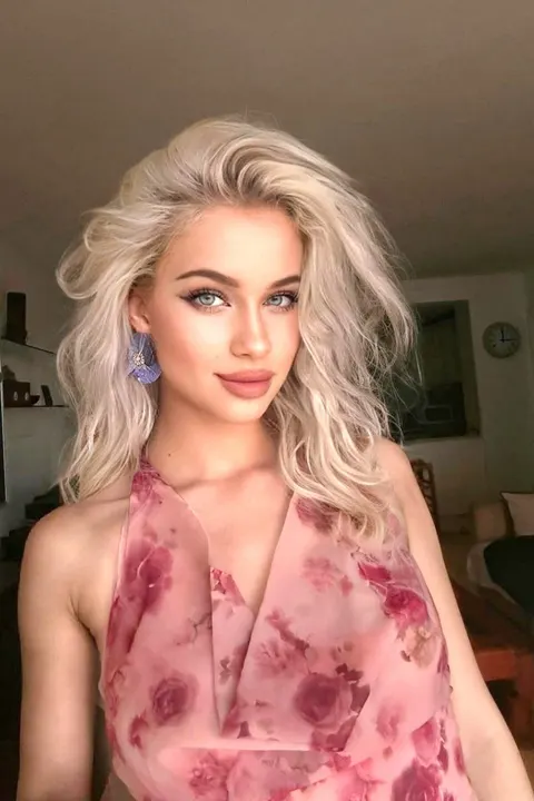 Yuliia — photo 8