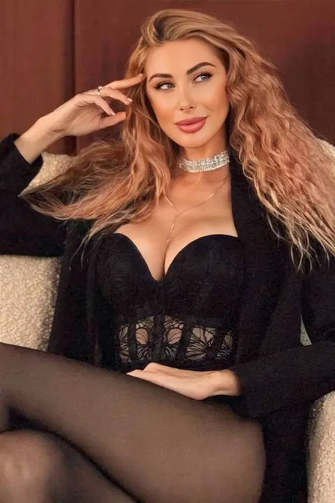 Anna — photo 7