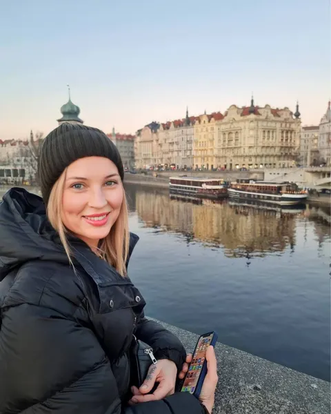 Yuliia — photo 6