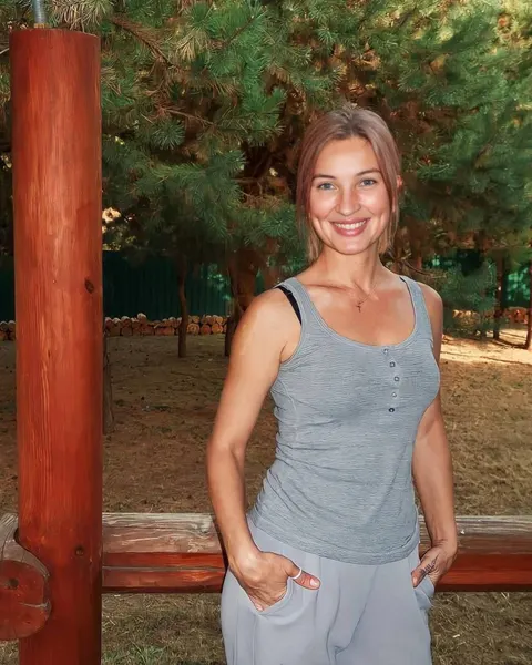 Yuliia — photo 5