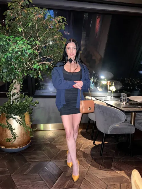 Angela — photo 5
