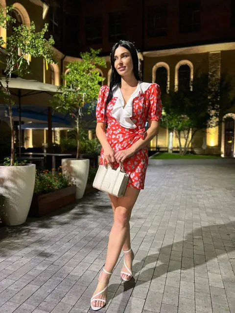Angela — photo 7