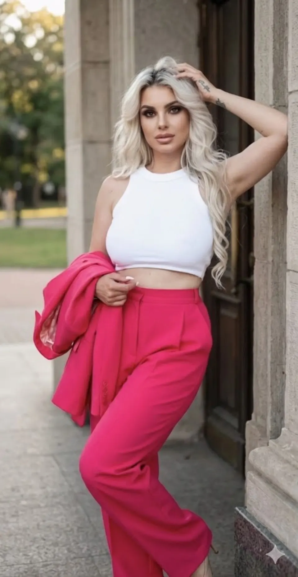 Elena — photo 4