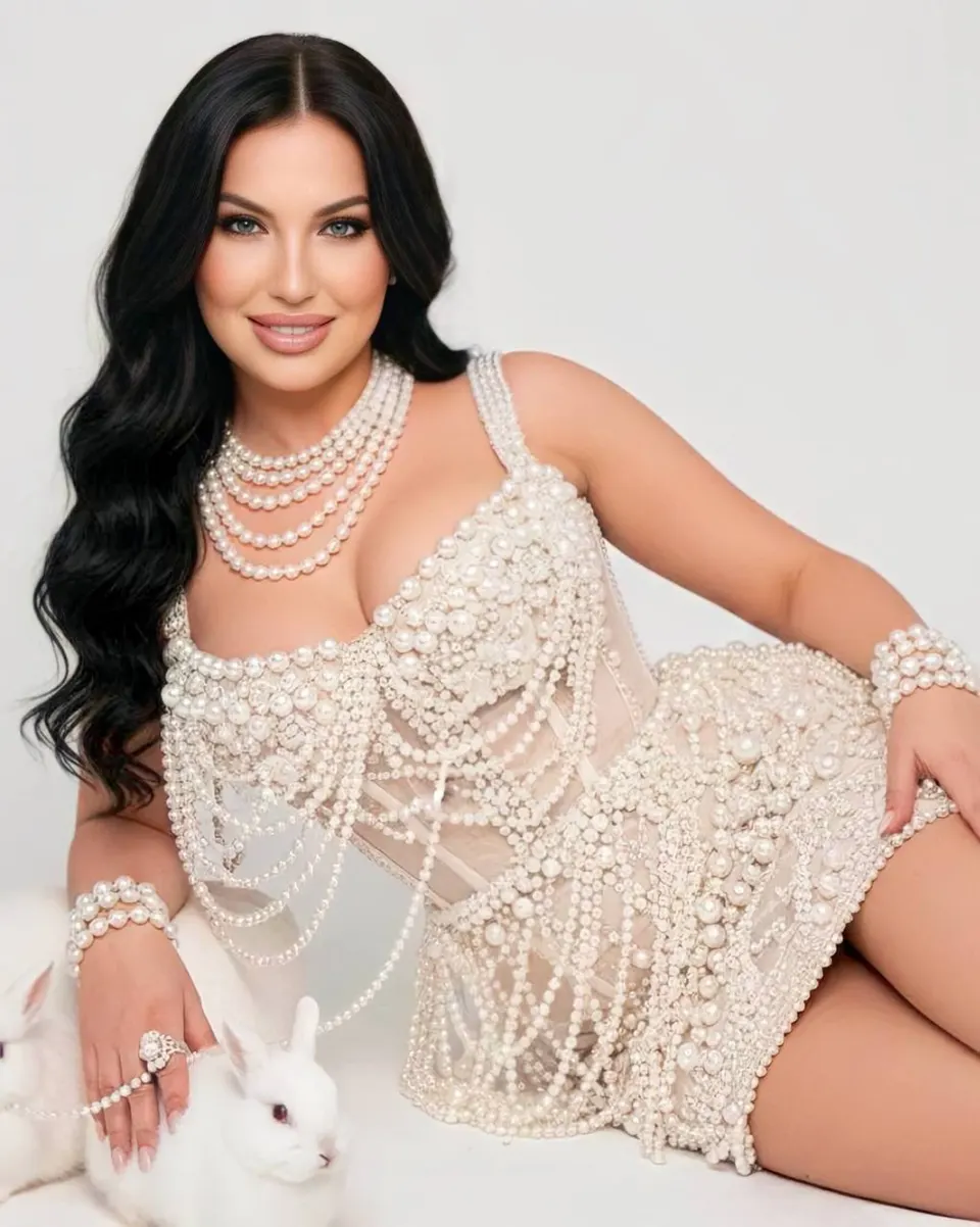 Angelina — photo 1