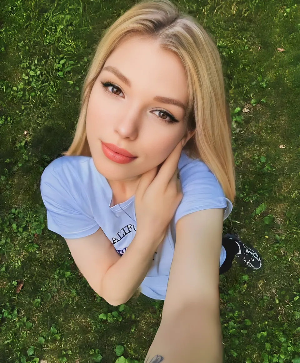 Valeriia — photo 2
