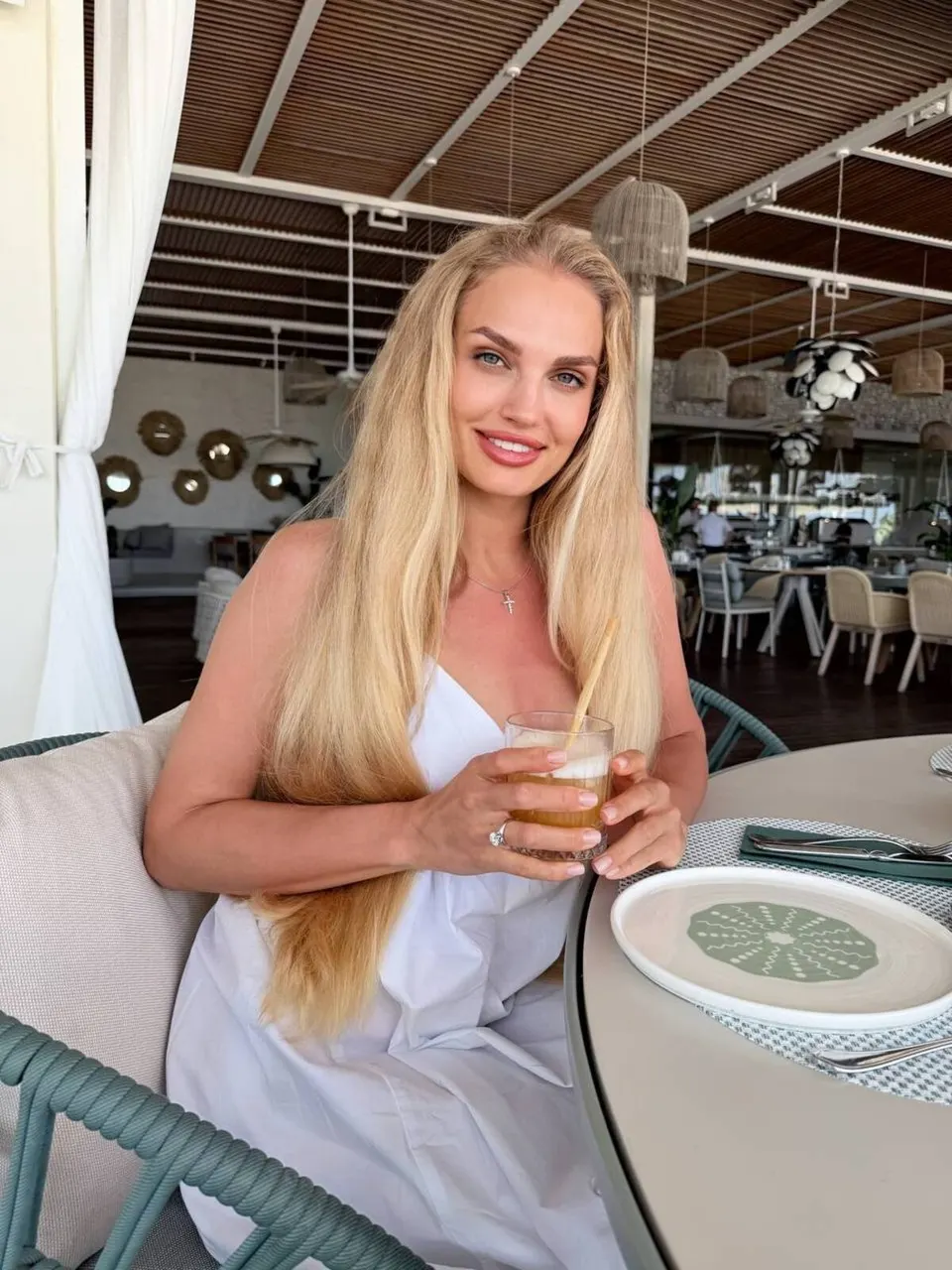 Alina — photo 3