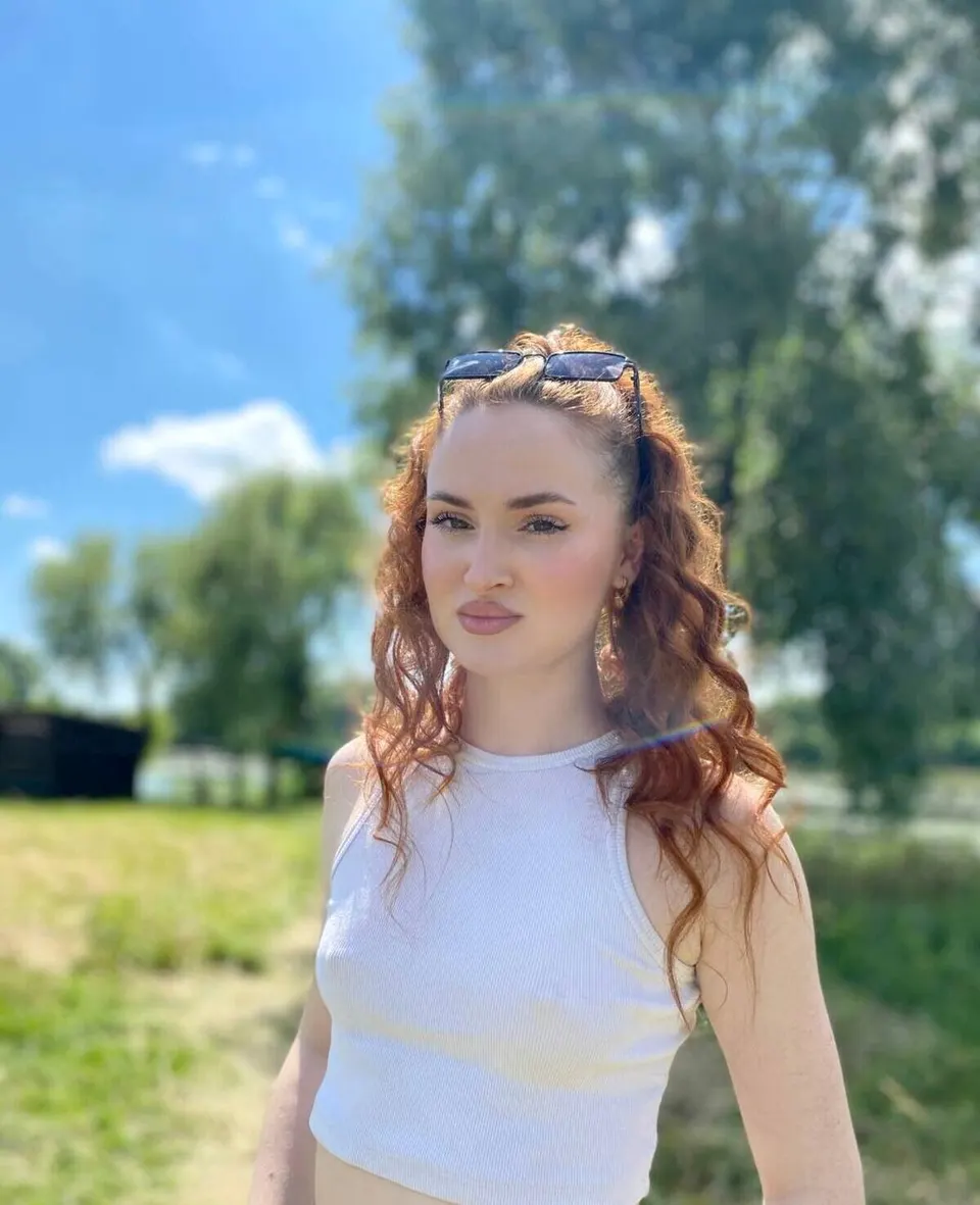 Karina — photo 3
