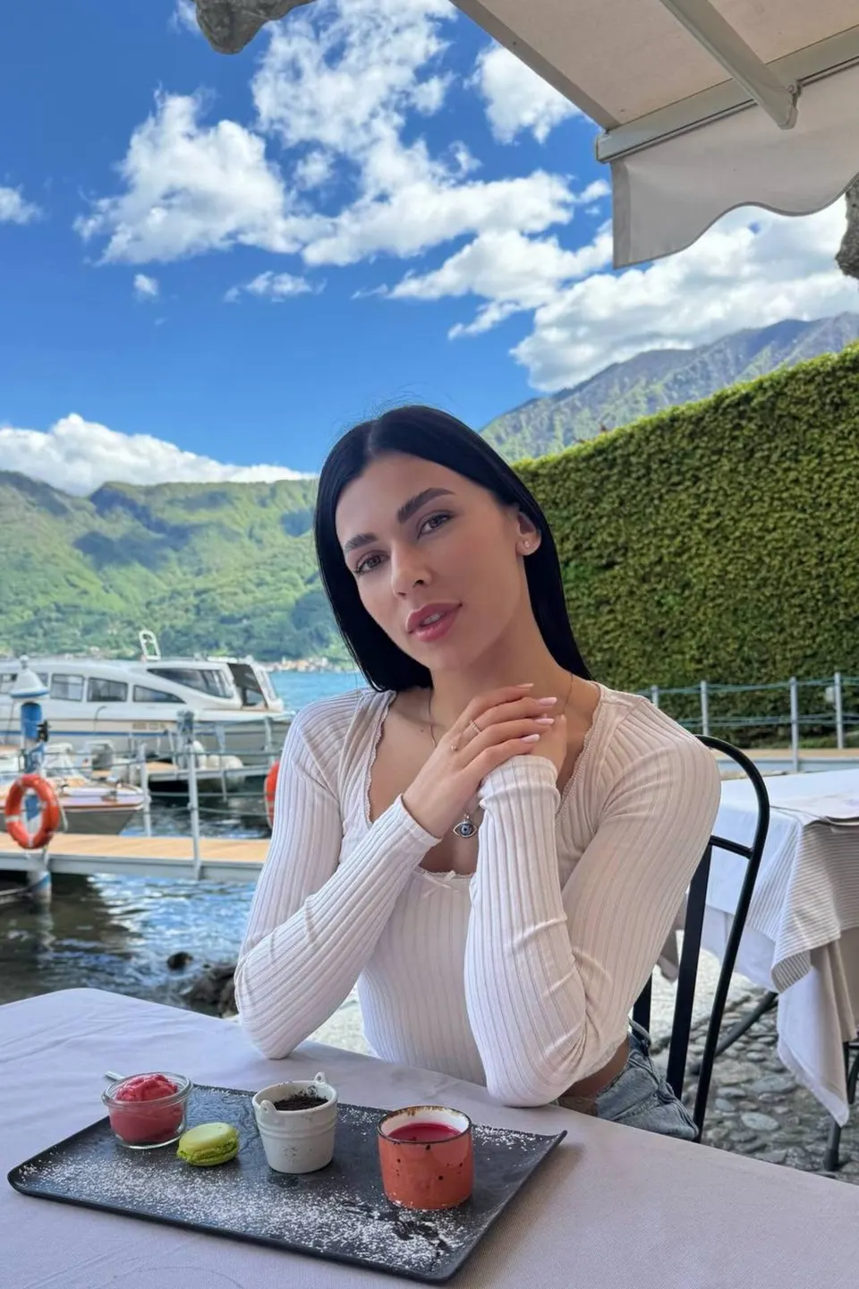Alexandra — photo 2