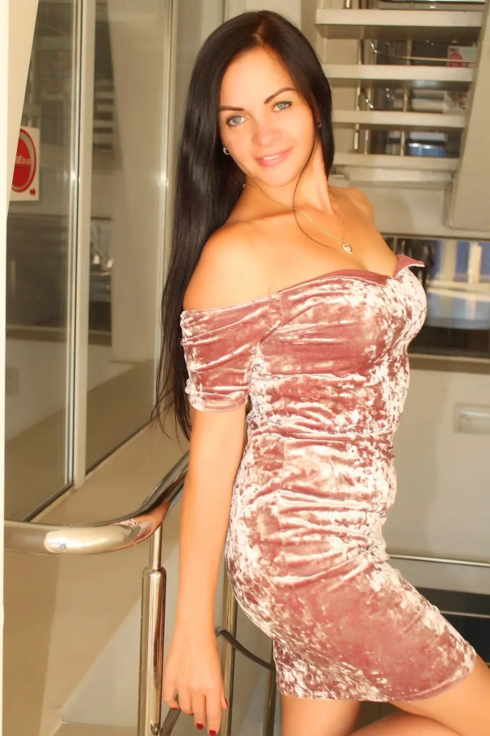 Elena — photo 2