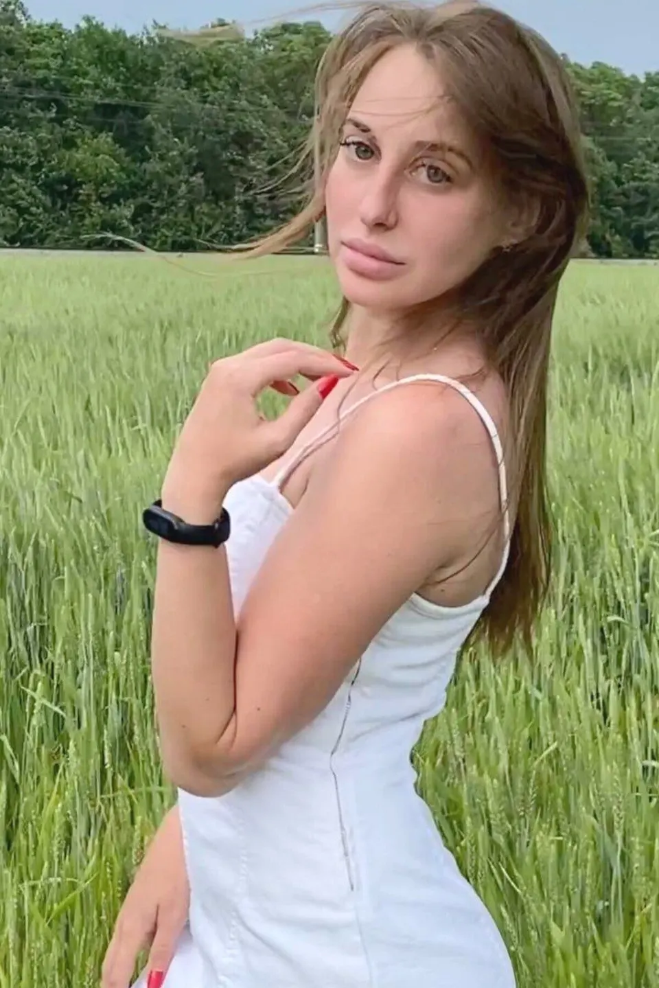 Karina — photo 3