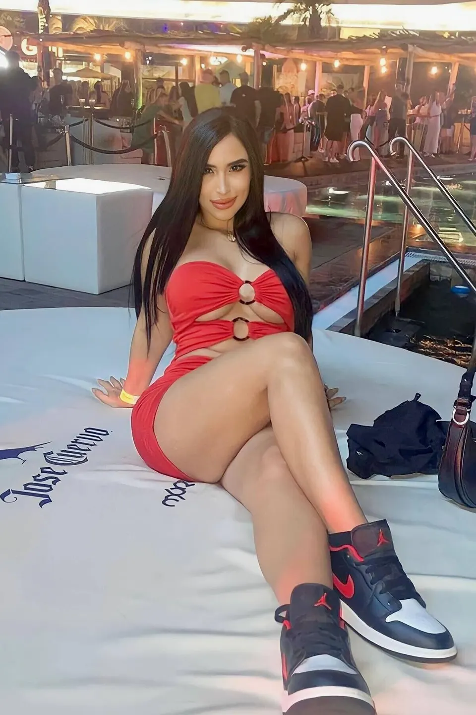 Viviana from Medellín, Colombia — photo 1