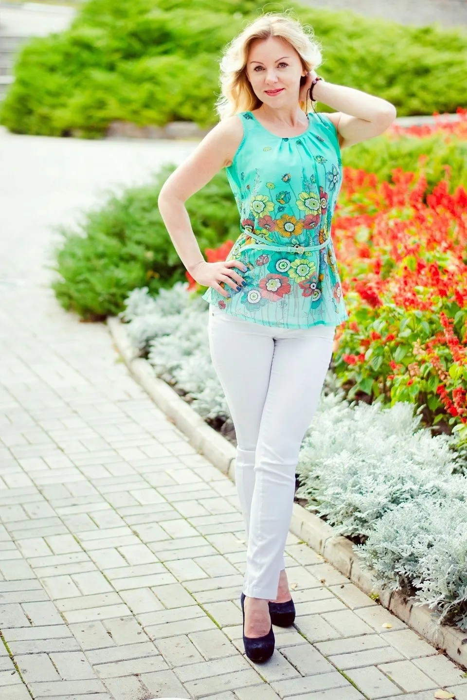 Oksana — photo 3