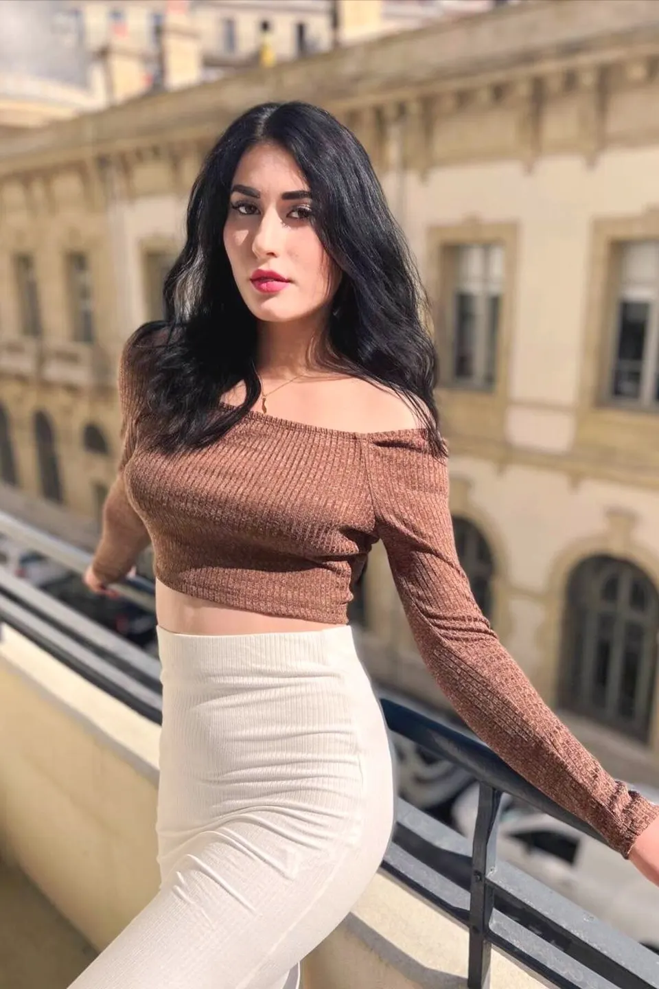 Victoria — photo 3