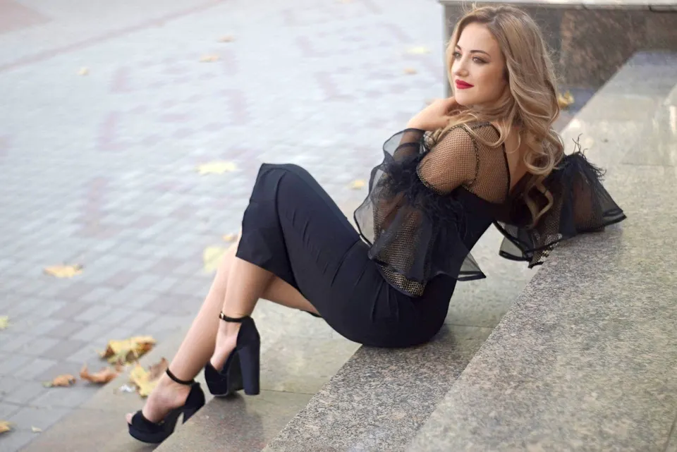 Elena — photo 2