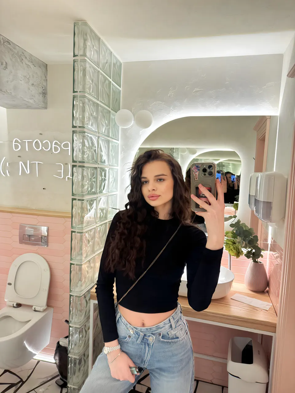 Karolina — photo 3