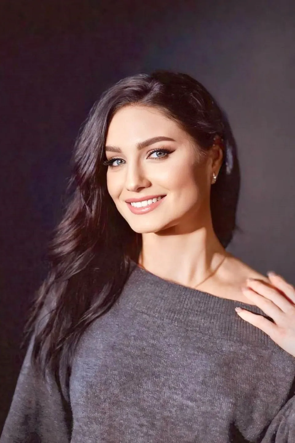 Elena — photo 3