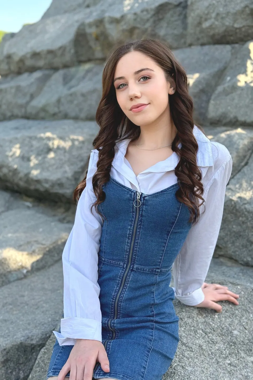 Alona — photo 2