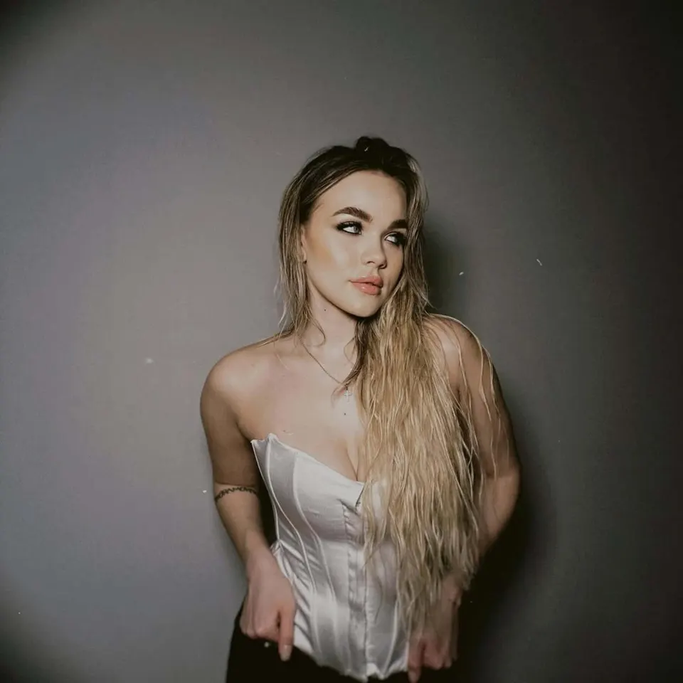 Veronika — photo 4