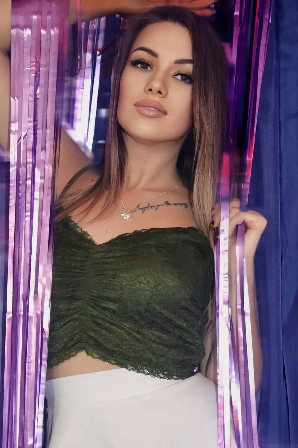 Elena — photo 2