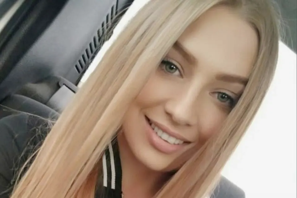 Olya — photo 2