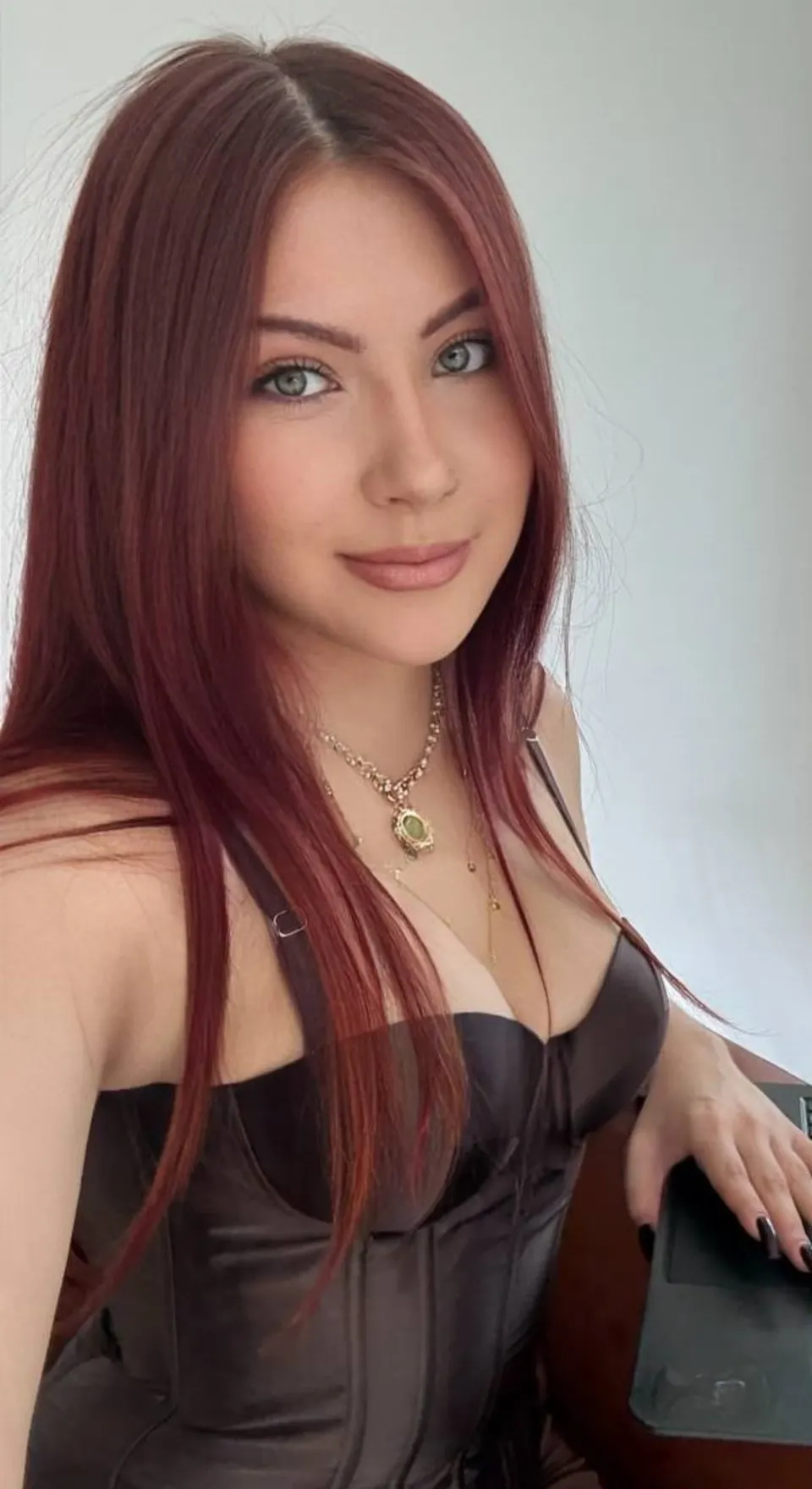 Olesya from Paris, France — photo 1