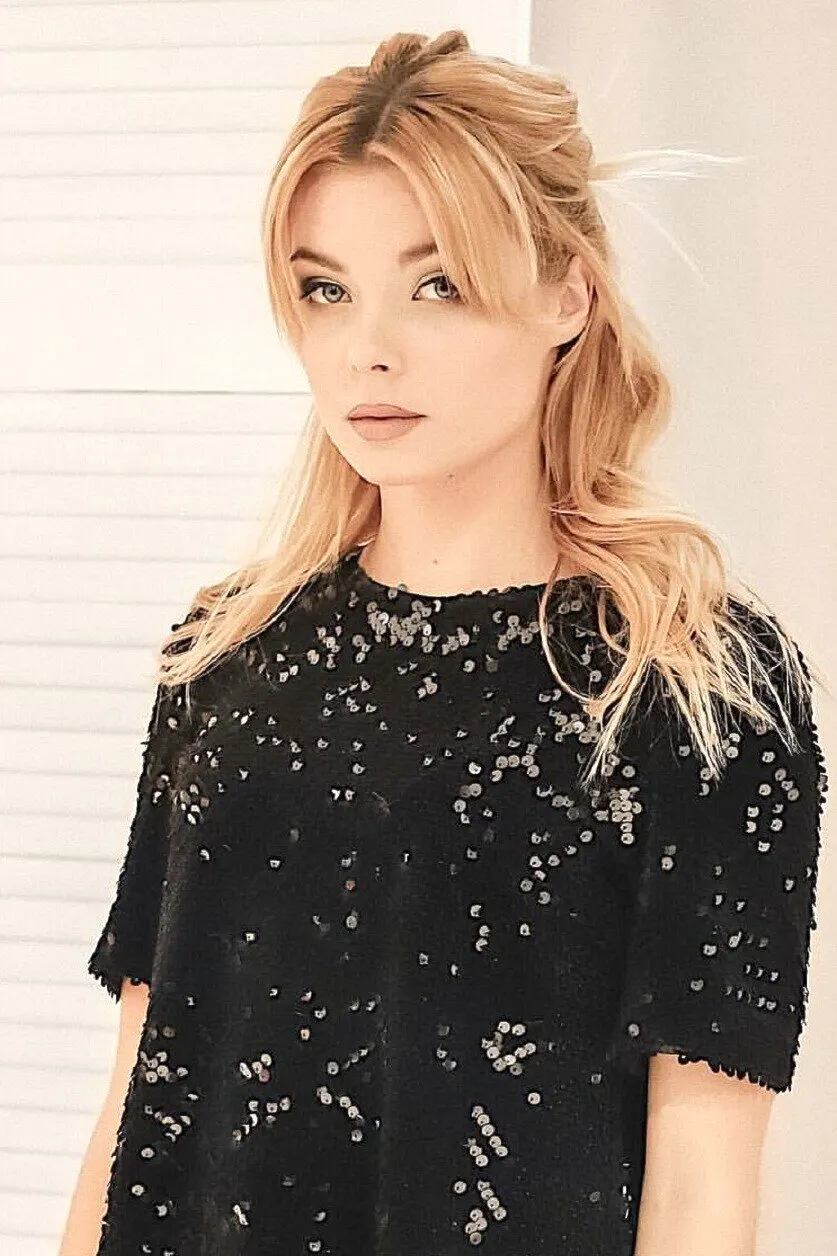Julia — photo 3