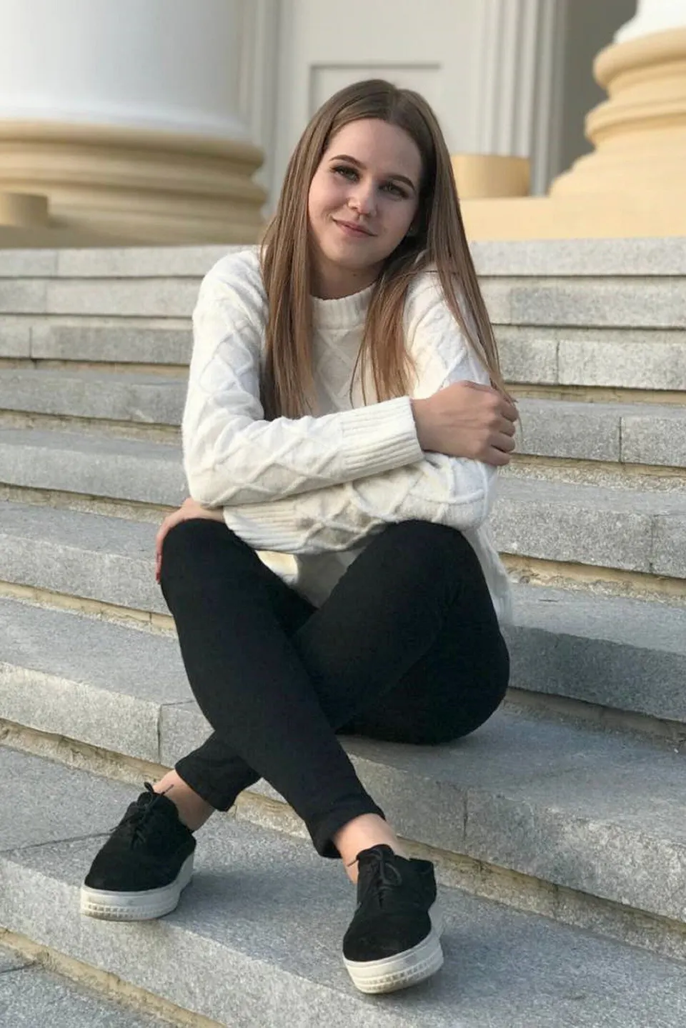Julia — photo 4
