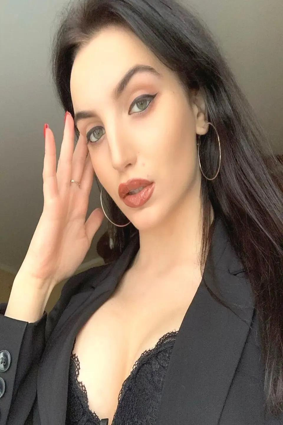 Julia — photo 2