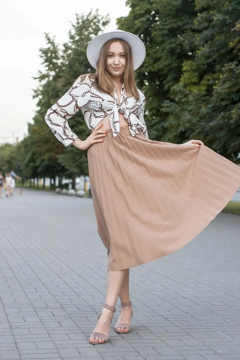Olga from Zaporizhzhia, Ukraine — photo 1