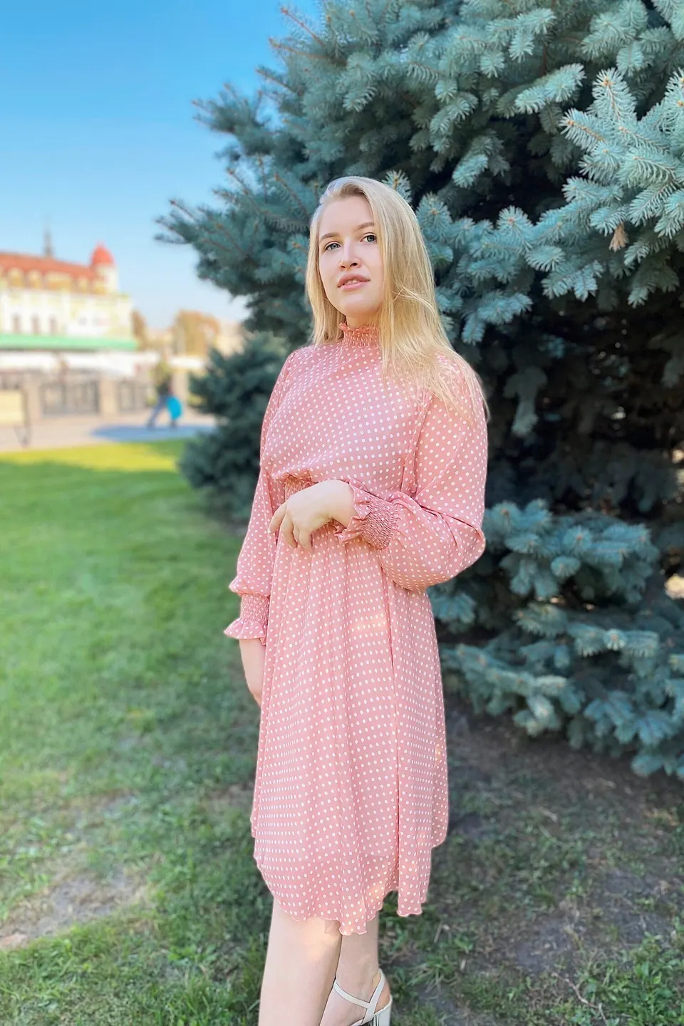 Elena — photo 2