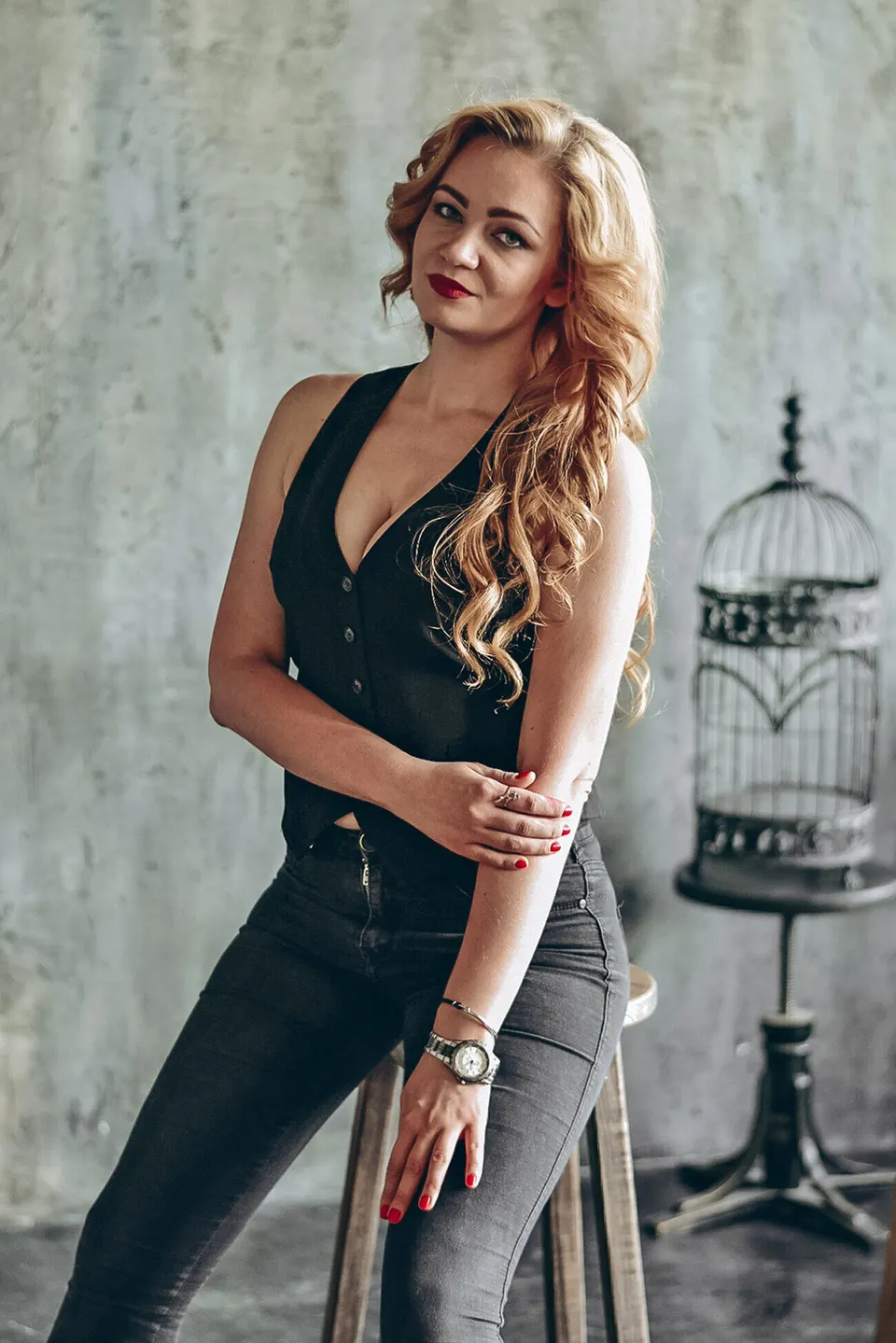 Yuliia from Kharkiv, Ukraine — photo 1