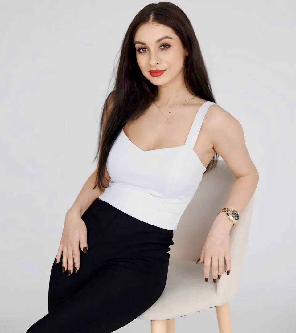 Iryna from Ivano-Frankivsk, Ukraine — photo 1