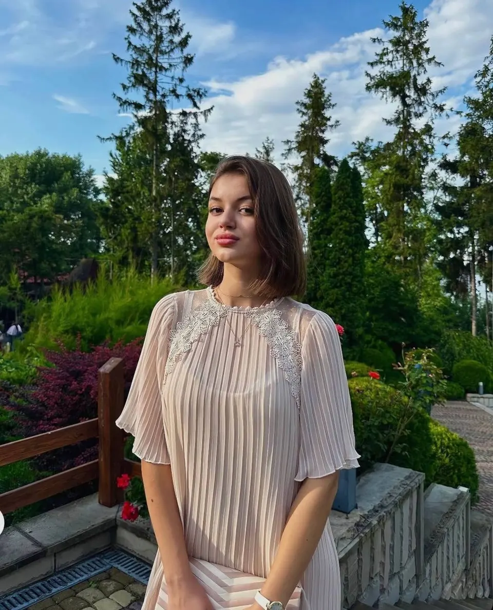 Elizabet — photo 2