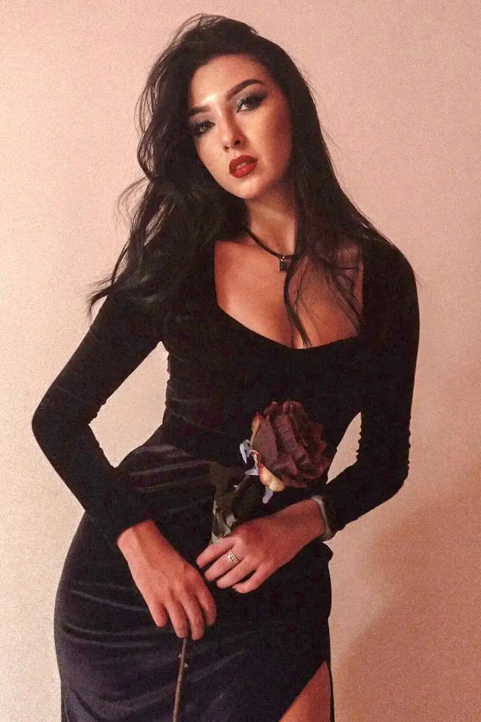 Julia — photo 2