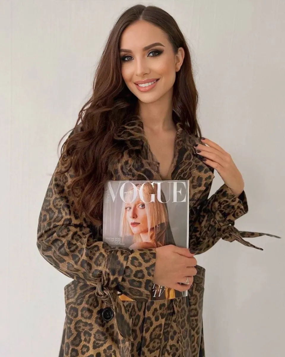 Olga from Dubai, United Arab Emirates — photo 1