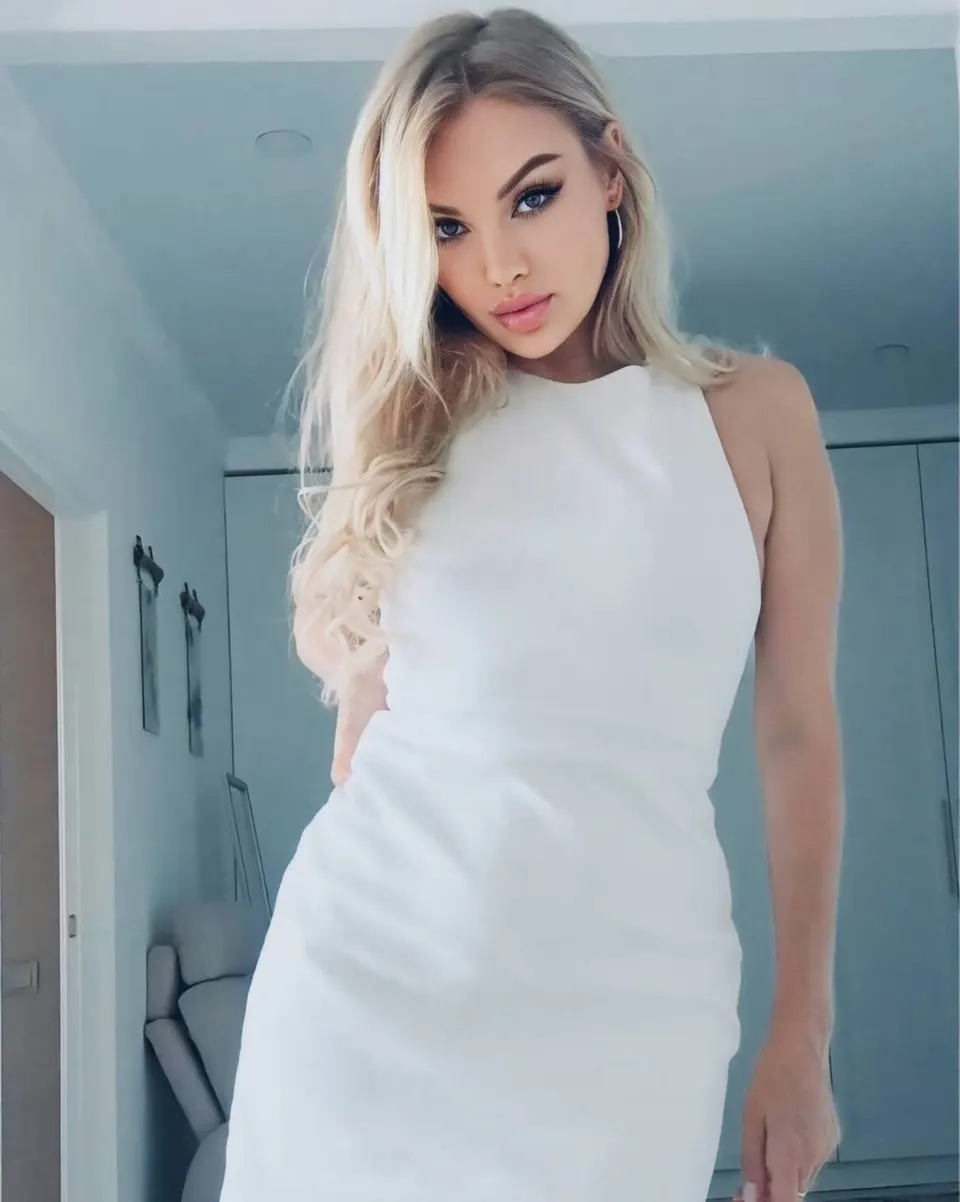 Olena — photo 3